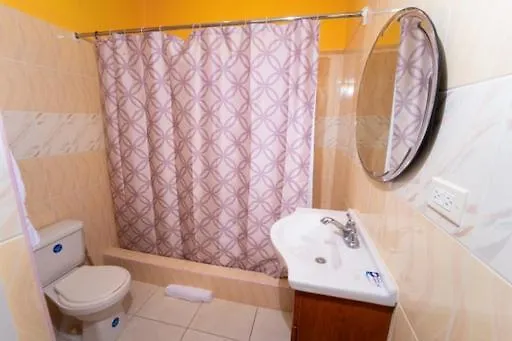 Guest house Beautiful Bedroom With Private Bath In A Near *
